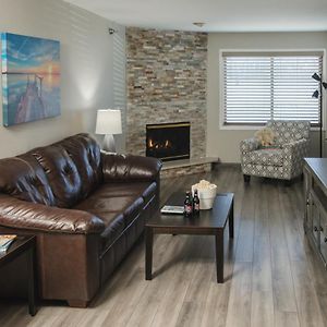Queen Suite
